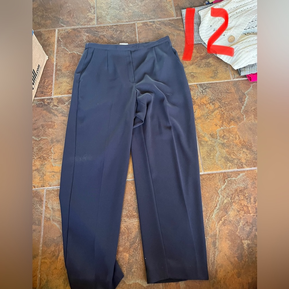 Koret Size 12 dress pants. Navy blue